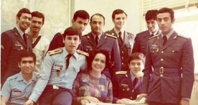 دانشجویان خلبانی نیروی هوایی شاهنشاهی و معلم زبان انگلیسی (عکس)
