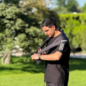 عکس/ پست احساسی محسن یگانه در تولد ۴۰ سالگی‌اش | اقتصاد24
