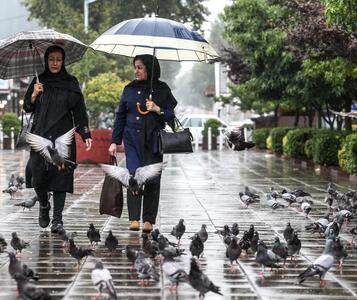 وضعیت آب و هوا، امروز ۲۴ اردیبهشت ۱۴۰۴؛ رگبار و رعد و برق در ۷ استان/ بارش باران در گیلان و مازندران