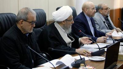 بررسی FATF در مجمع تشخیص در روز اظهارات ضد ایرانی ترامپ