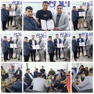 مراسم تجلیل از برترین ها از نگاه مخاطبین خبرگزاری خبرآنلاین در بندر ماهشهر برگزار شد
