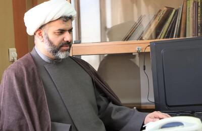 عرضه خرچنگ و ماهی‌مرکب خلاف شرع و غیر قانونی است