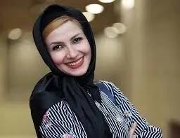 هنرنمایی خاله شادونه با نوازندگی پیانو مشکی در منزلش+فیلم