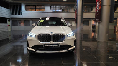 اعلام قیمت تکمیل وجه خودروی BMW iX1 مدل ۲۰۲۵ توسط پرشیا خودرو (گروه پرشیاموبیلیتی) | مجله پدال