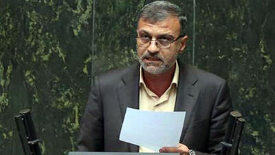 ساماندهی وضعیت کارگران بی شناسنامه و بیمه نشده ؛ مطالبه جدی نمایندگان مجلس از وزیر کار