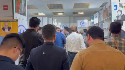وزیر امور خارجه فردا برای دیدار با مردم به نمایشگاه کتاب می‌رود