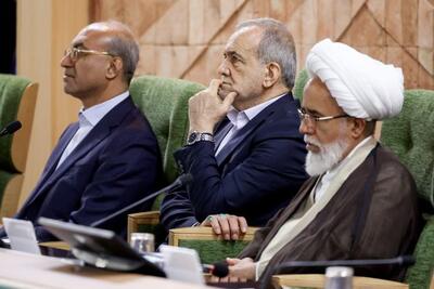 رئیس جمهور: ملت ایران در برابر شدیدترین تهدیدها از عزت خود کوتاه نمی‌آید