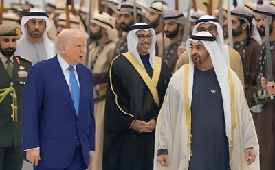 استقبال از ترامپ در امارات با رقص شمشیر (فیلم)