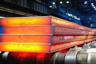 یک کارشناس اقتصادی: سیاست های اشتباه به روند سرمایه گذاری فولاد آسیب جدی وارد می کند
