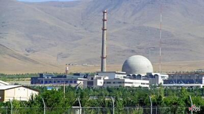 کدام نقاط ایران برای ساخت نیروگاه اتمی در نظر گرفته شده بود؟ /دارخوین، اصفهان، تبریز، ساوه، رزن چند نقطه مورد بررسی برای نیروگاه اتمی بودند/ قرار بود سال ۶۰ کار نیروگاه بوشهر به پایان برسد/ قرار شد تا سال ۱۳۷۲، به ۱۲ هزار مگاوات برق اتمی برسیم