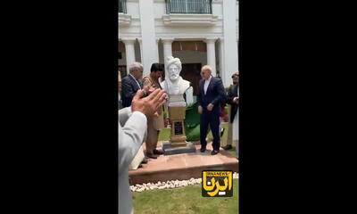 تندیس فردوسی در قلب فرهنگی پاکستان رونمایی شد