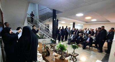 آزادی پدر زندانی و حضور در جشن عقد دخترش