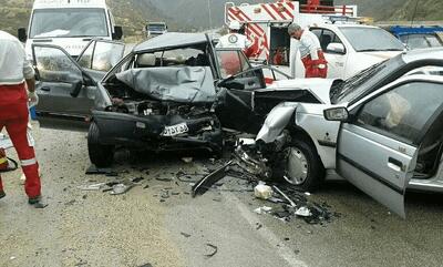 مصدومیت ۸ نفر در سانحه رانندگی در محور سلماس به تازه شهر