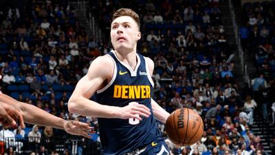 ۵ حرکت باورنکردنی در شب داغ NBA؛ دانک، بلاک، و جادو - پارس فوتبال