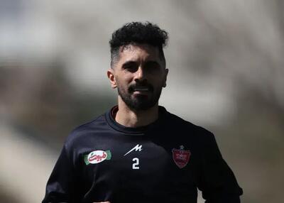 شعار تماشاگران پرسپولیس برای عالیشاه - پارس فوتبال