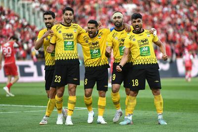 بن‌یدر زننده سومین گل سپاهان مقابل استقلال +فیلم - پارس فوتبال