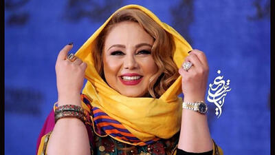 فیلم آواز خوانی بهنوش بختیاری با آهنگ عباس قادری /  آهنگ پسر چقدر نادونی اومدی زیارت یا که چشم چرونی !
