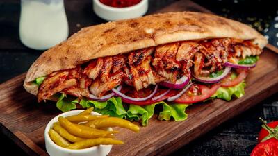 طرز تهیه ساندویچ کباب مرغ خوشمزه + فیلم - سبک ایده آل