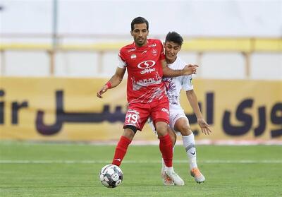 تساوی سپاهان - استقلال و پرسپولیس - هوادار در نیمه اول - تسنیم