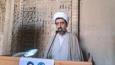 امام جمعه موقت اردستان:مسئولان اعتماد به توانایی‌های داخلی داشته باشند