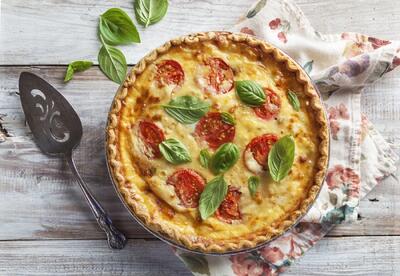 طرز تهیه تارت گوجه و ریحان به روش ایتالیایی
