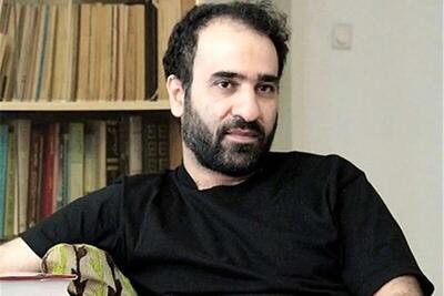 سال ۱۴۰۱ آن ون ارشاد ماشه بود؛ ماشه‌ی تحریک جامعه‌ای آماده‌ی انفجار/باید گفت که این مراسم پرحجم از بیت المال برای سالگرد سانحه‌ی مرحوم رییسی و دست آوردنمایی از هیچ از جنس «ماشه» است/فراموش نکنیم که راه مرحوم در هیجانی‌ترین حالت حتی به اندازه‌ی آرای غیر رقابتی قبل هم رای نیاورد/حتما بخش مهمی از مردم برگزاری پرحجم آن را نشانه‌ی لج‌بازی با رای مردم می‌دانند