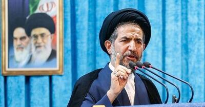 پاسخ قاطع امام جمعه تهران به ترامپ: درباره اقتصاد ایران چه می‌دانی؟