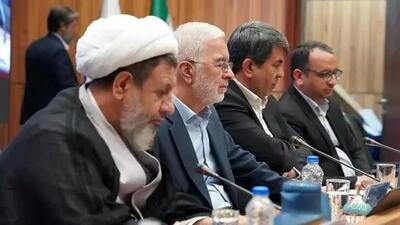 واحدهای تولیدی که به تملک‌ بانکها درآمده نباید بلاتکلیف رها شوند
