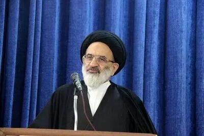 خدمت به مردم و عشق به محرومان از ویژگی‌های شهید رئیسی بود