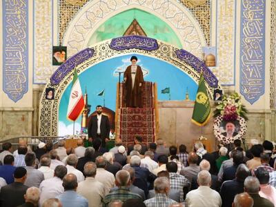 امام جمعه مشهد:مردمی بودن مسوولان سرمایه اجتماعی را افزایش می‌دهد