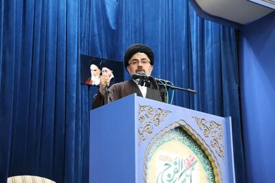 دشمن می‌خواهد با بهانه رفع تحریم‌ها افتخار هسته‌ای را از ما بگیرد