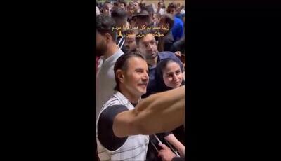 سلفی پردیس پورعابدینی و امین حیایی با هواداران در اکران زیبا صدایم کن»