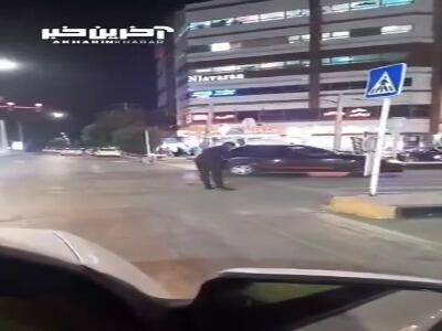 حرکت پسندیده یک مأمور انتظامی بعد از تصادف