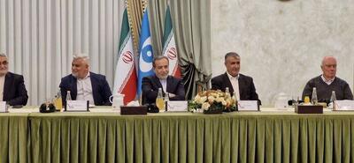 عراقچی: ایران نمی‌تواند در مورد حق مسلم و قانونی برای برخورداری از انرژی هسته‌ای صلح‌آمیز مصالحه کند