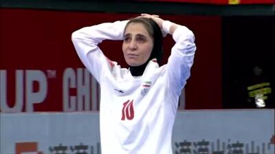 گریه‌های مارال ترکمان و هم تیمی هایش پس از حذف مقابل ژاپن در نیمه‌نهایی جام ملت‌های فوتسال آسیا (فیلم)