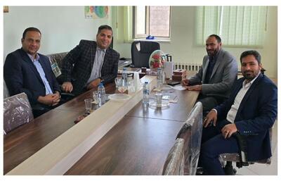 دیدار و گفت‌وگوی متولی ورزش شهرستان و مدیرعامل باشگاه فولاد بافت با سرهنگ پورعلی‌آبادی