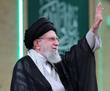 تمجید ویژه رهبر انقلاب از پزشکیان | بارها تکرار کردم که هرچه برای آموزش و پرورش سرمایه‌گذاری کنیم، هزینه نیست، ایجاد یک زمینه برای سودِ چند برابر است