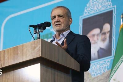 رئیس‌جمهور: می‌گویند فلان مبلغ در بانک گم شده؛ مگر پول گم می‌شود؟