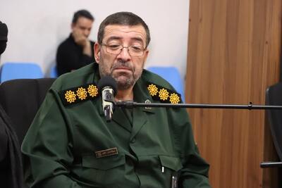 بازدید شهید رئیسی از موزه دفاع مقدس پیام داشت