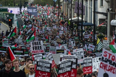 کلیدهای بازگشت در خیابان‌های لندن؛ اعتراض علیه 77 سال اشغال