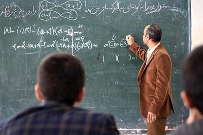 بازنشستگان فرهنگی آماده بهره‌مندی از تسهیلات ویژه باشند