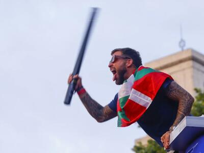 عکس جنجالی: اینیگو عقلش را از دست داد! - پارس فوتبال