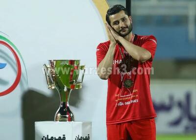 دو جام و دو رنگ، آبی - قرمز و قهرمانی! - پارس فوتبال