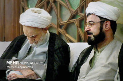 ماجرای وصیتنامه کوتاه آیت‌الله بهجت؛ پرهیز از عنوان «آیت‌الله العظمی» - پارس فوتبال