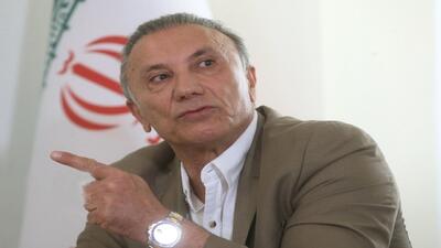 ۷ بازیکن بدون تعارف باید از پرسپولیس کنار بروند/ در صورت وجود باندبازی باید فاتحه تیم را خواند - پارس فوتبال