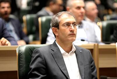 بازدید معاون مدیرعامل هلدینگ خلیج فارس و هیات همراه از پروژه های شرکت پتروشیمی اروند