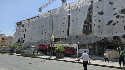 حادثه شکستگی پایه جراثقال تاور کرین در اصفهان؛ اقدامات ایمنی انجام شد