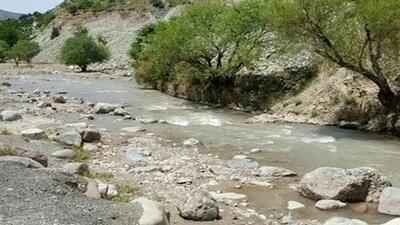 رودخانه‌ها تشنه‌ مانده‌اند