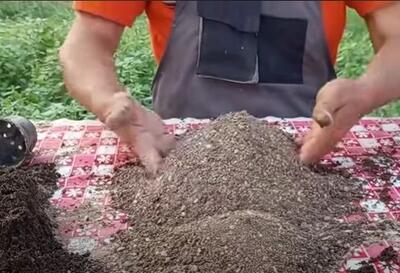 نحوه ساخت خاک باغچه و گلدان / خاک باغچه را اینجوری درست کنید