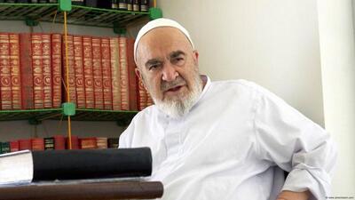 آیت‌الله منتظری؛ فقیهی در دام سیاست